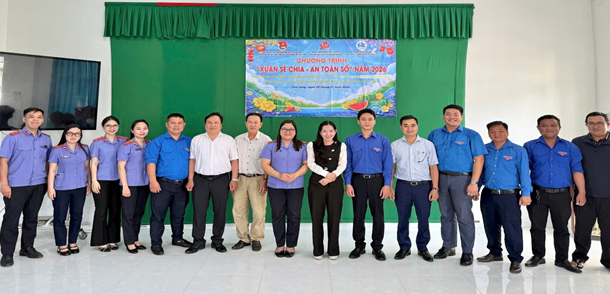 Chi đoàn VKSND thành phố Cần Thơ tuyên truyền pháp luật tại Trường THCS Tân Hưng, phường Thới Long