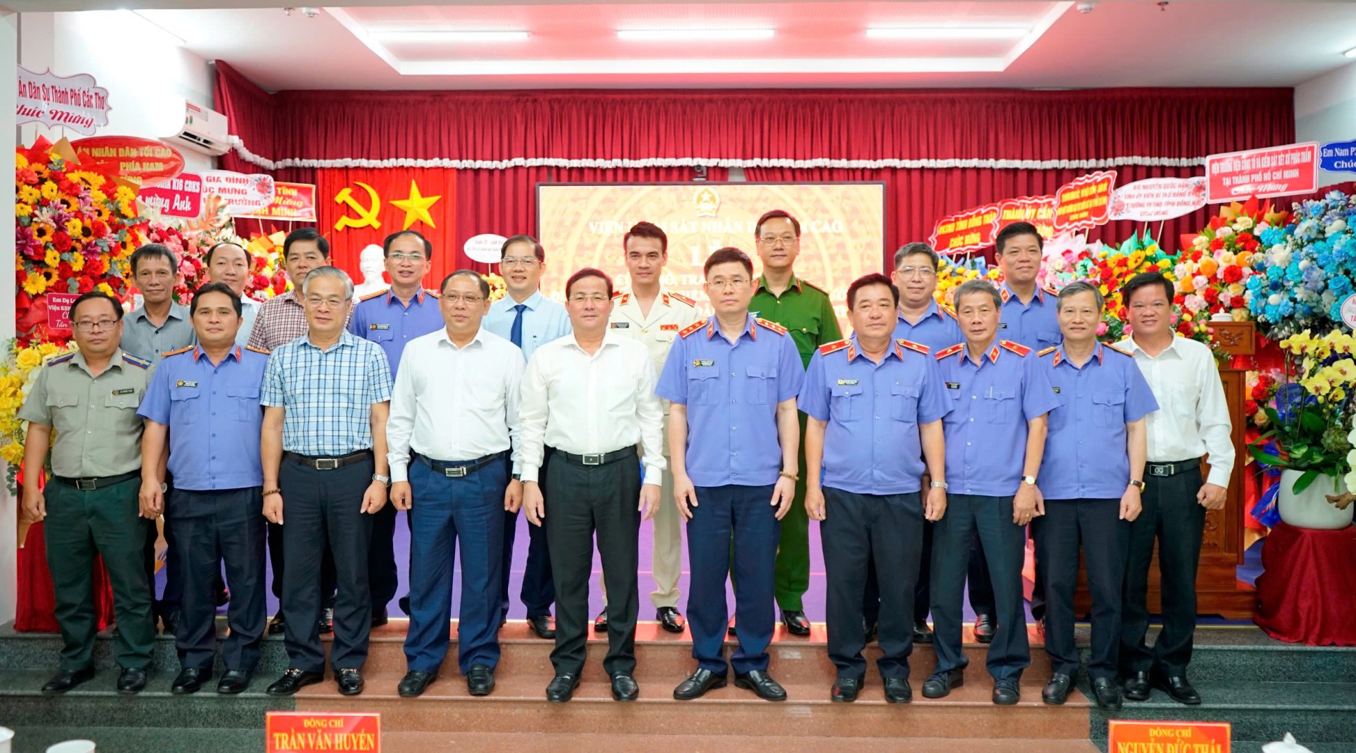 KHÔNG NGỪNG HOÀN THIỆN ĐỂ TRƯỞNG THÀNH CÙNG NGÀNH KIỂM SÁT