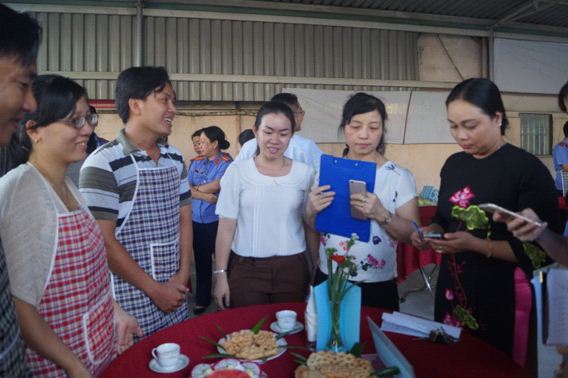 Rộn ràng Hội thi “Làm bánh truyền thống Việt Nam” nhân ngày Quốc tế phụ nữ 8&#x002F;3