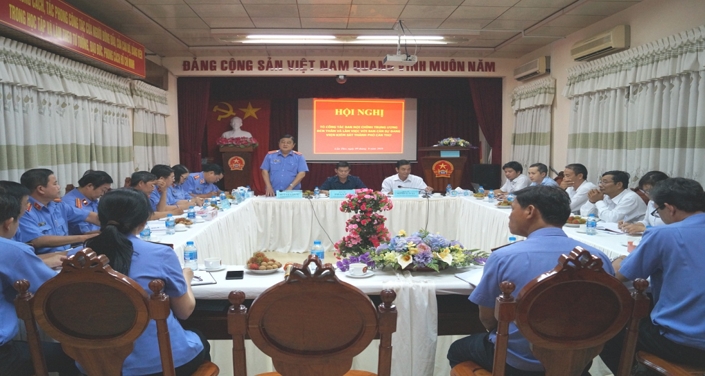 Đoàn công tác Ban Nội chính Trung ương đến thăm và làm việc tại Viện kiểm sát nhân dân thành phố Cần Thơ