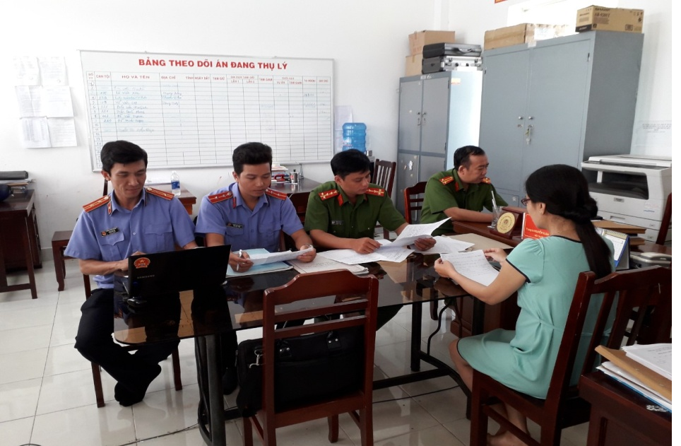 Huyện Cờ Đỏ:  Kiểm sát trực tiếp Cơ quan cảnh sát điều tra Công an huyện