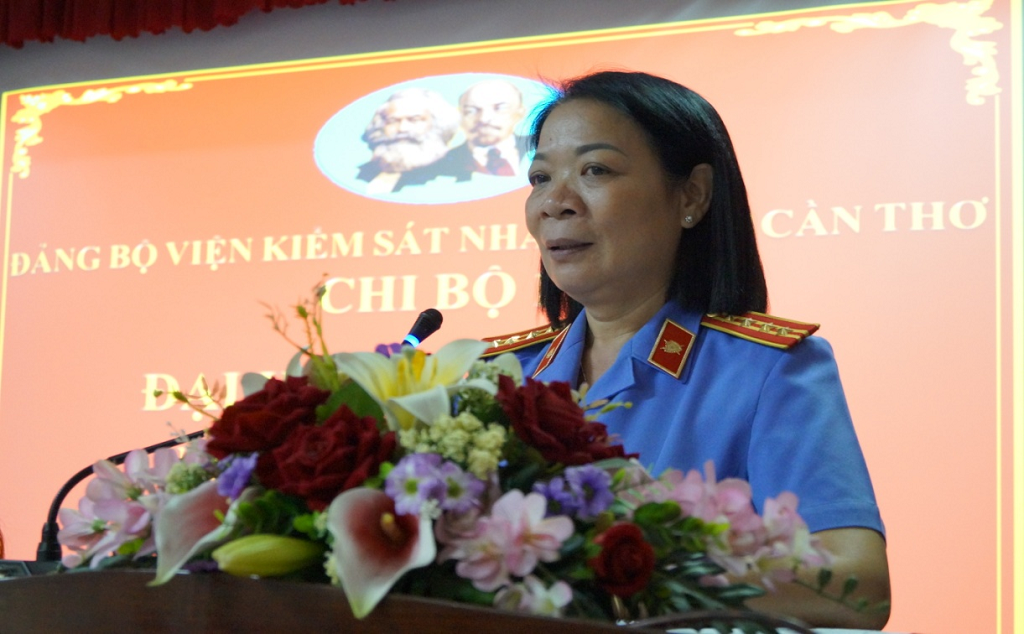 “Nâng cao tinh thần trách nhiệm, giữ vững kỷ cương, kỷ luật của đảng viên trong Chi bộ”