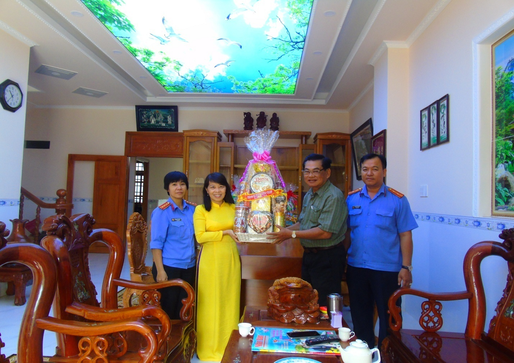 Tin quận Ninh Kiều: