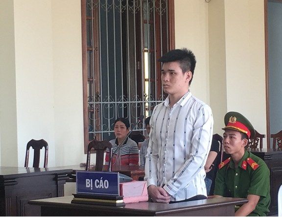 Giải quyết mâu thuẫn bằng dao, lĩnh 10 năm tù