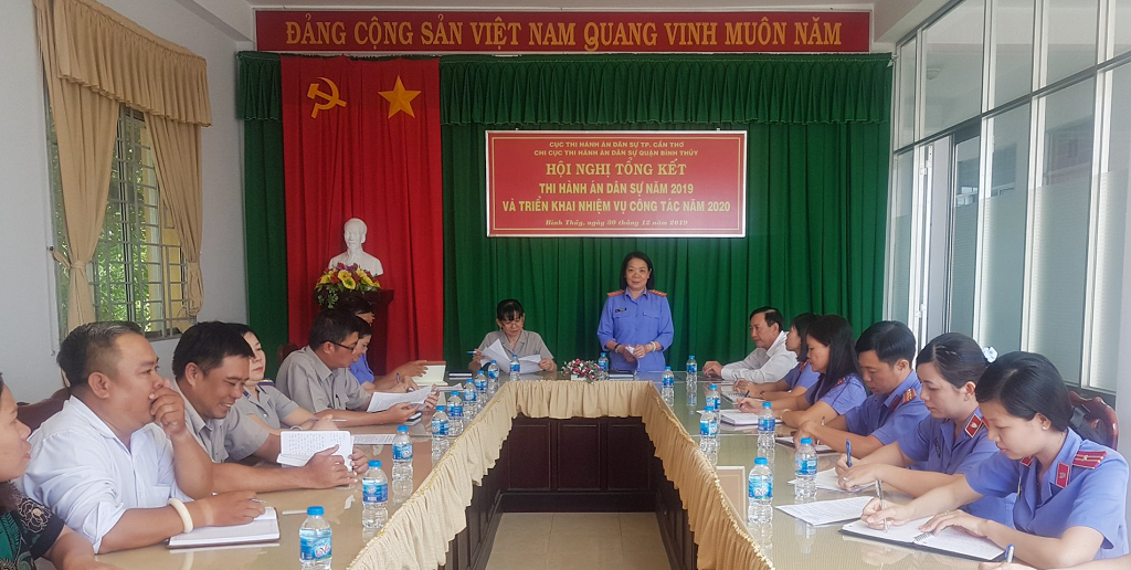 Kiểm sát trực tiếp Chi cục thi hành án dân sự quận Bình Thủy