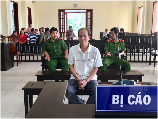 Cụ ông nhiều lần “yêu” trẻ em, lĩnh 20 năm tù