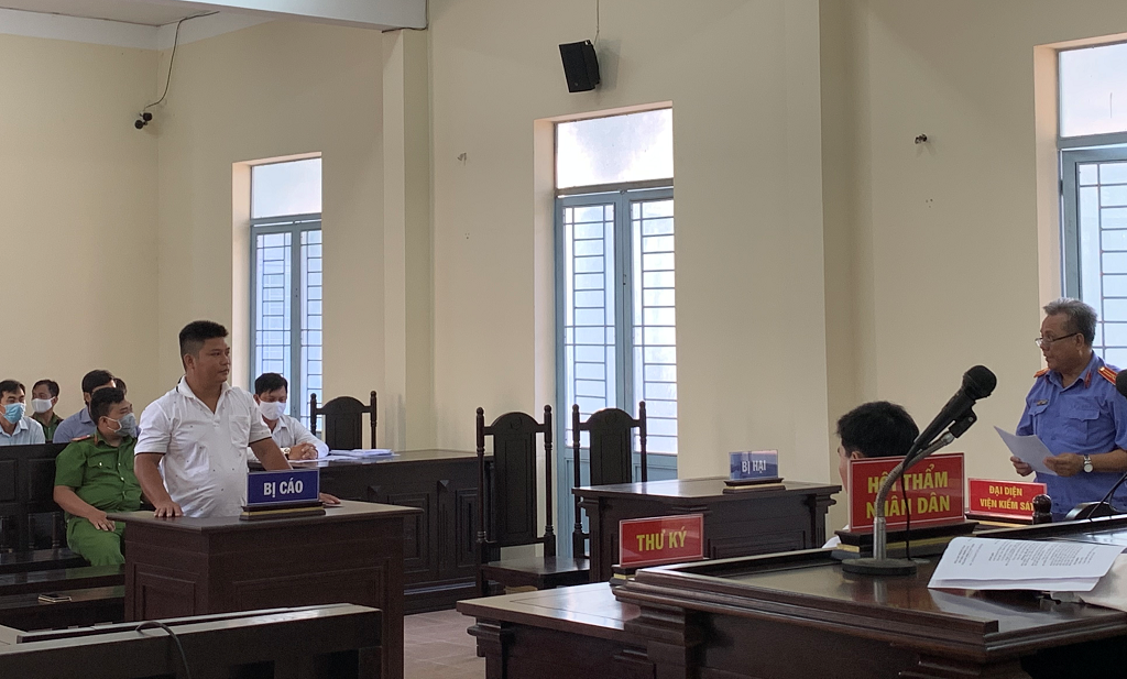 Từ khiếu nại đất đai đến hành vi hủy hoại tài sản phải vào tù