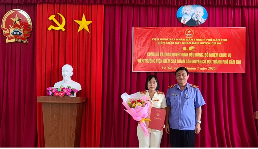 Lễ công bố và trao Quyết định điều động, bổ nhiệm chức vụ lãnh đạo VKSND thành phố Cần Thơ