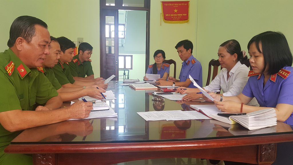 Tin huyện Cờ Đỏ